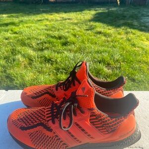 Adidas Ultraboost 5.0 Men's Bright Orange Black Athletic Sneakers Size 44/10US